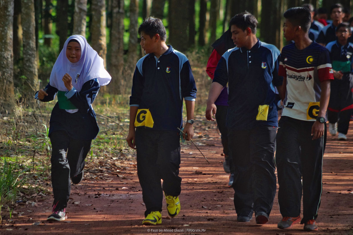 Gelagat Peserta Merentas Desa STS 2016.